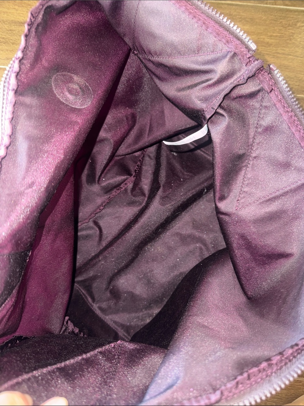 Lululemon Acute Tote 23L Black Cherry - Picture 14 of 15